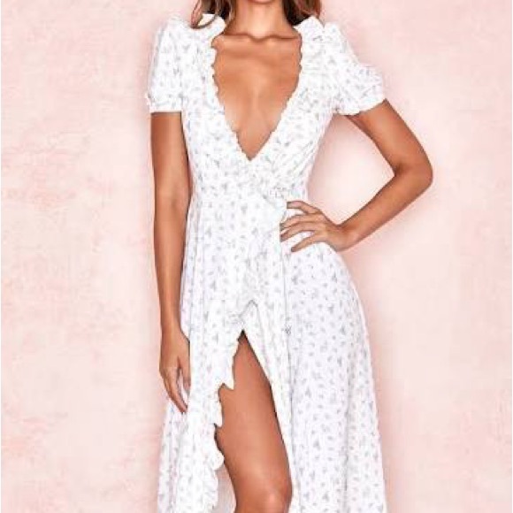 House of CB Dresses & Skirts - Elegant White Floral Dress Lina House of CB Small